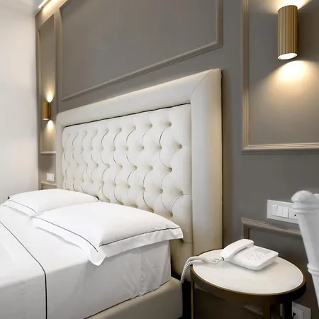 Castel Vecchio Hotel 4*