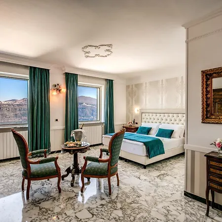 فندق Castel Vecchio