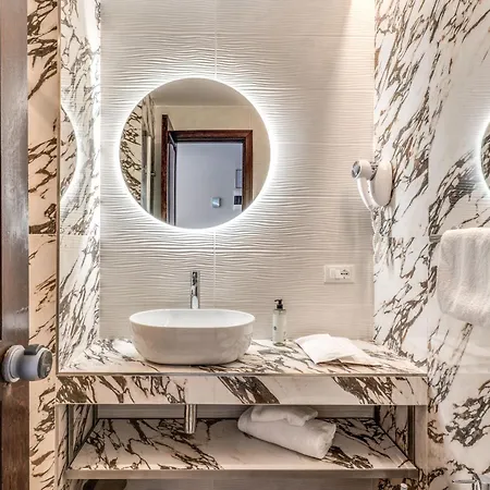 Castel Vecchio فندق كاستل غاندولفو