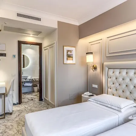 Отель Castel Vecchio 4*