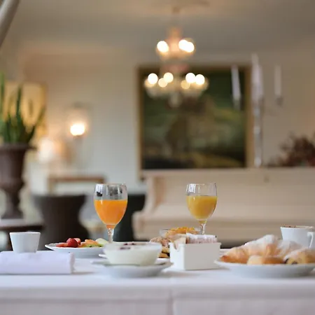 ホテル カステル ヴェッキオ カステル・ガンドルフォ