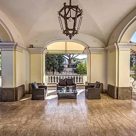 Castel Vecchio Hotel 4*
