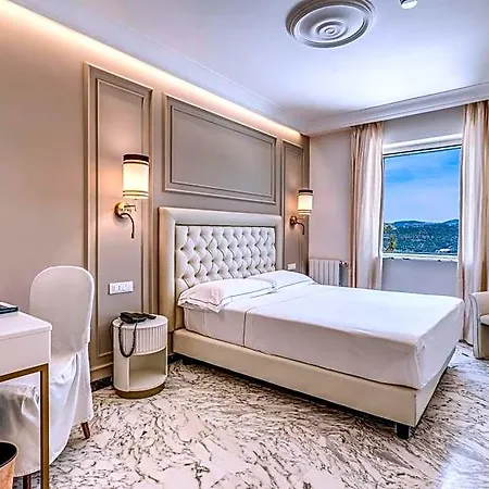 Castel Vecchio Hotel 4*