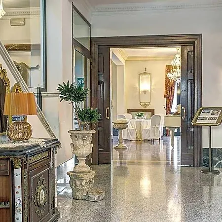 Hotel Castel Vecchio Castel Gandolfo