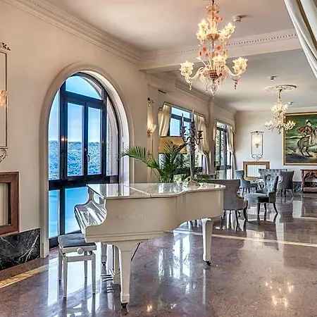 Castel Vecchio 4*
