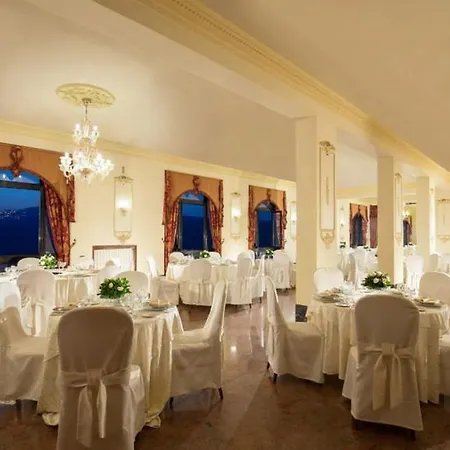Hotel Castel Vecchio 4*