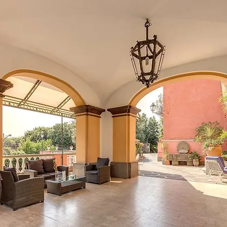 Castel Vecchio Hotel 4*