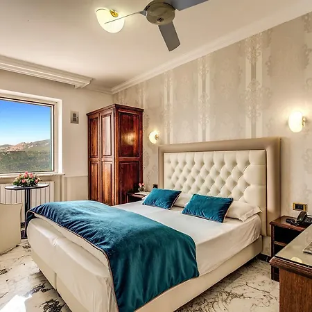 Castel Vecchio 4*