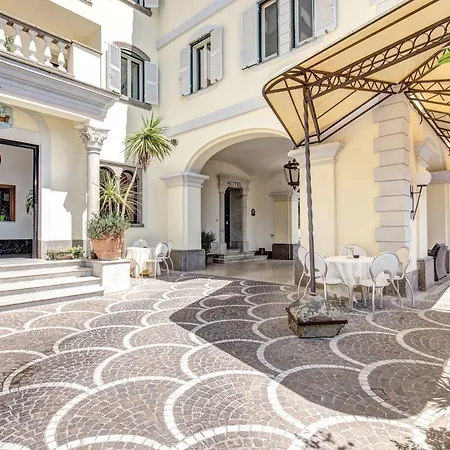 Castel Vecchio Hotel Castel Gandolfo