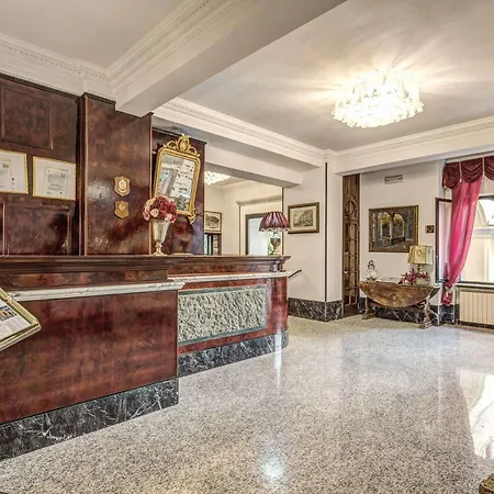 Castel Vecchio Hotel Castel Gandolfo