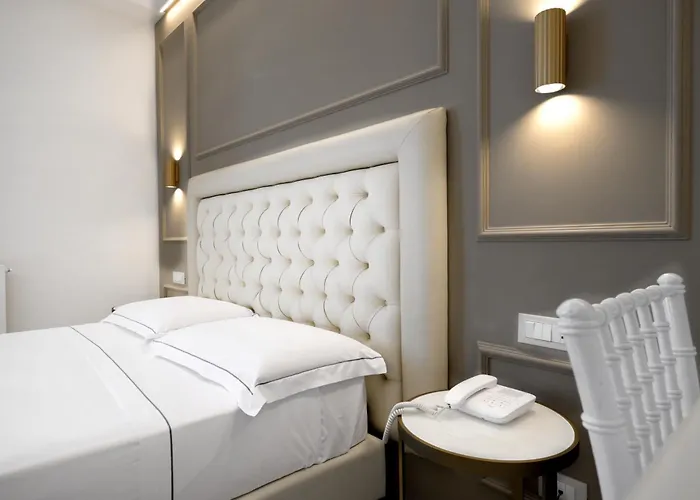 カステル ヴェッキオ ホテル 4*