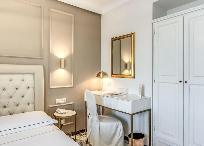 カステル ヴェッキオ 4* カステル・ガンドルフォ