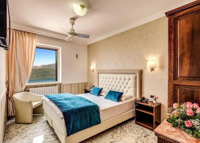 カステル ヴェッキオ