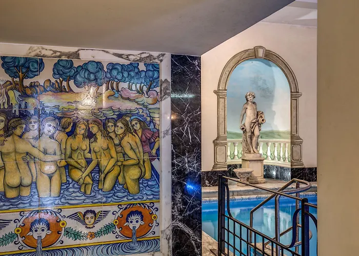 カステル ヴェッキオ 4* カステル・ガンドルフォ