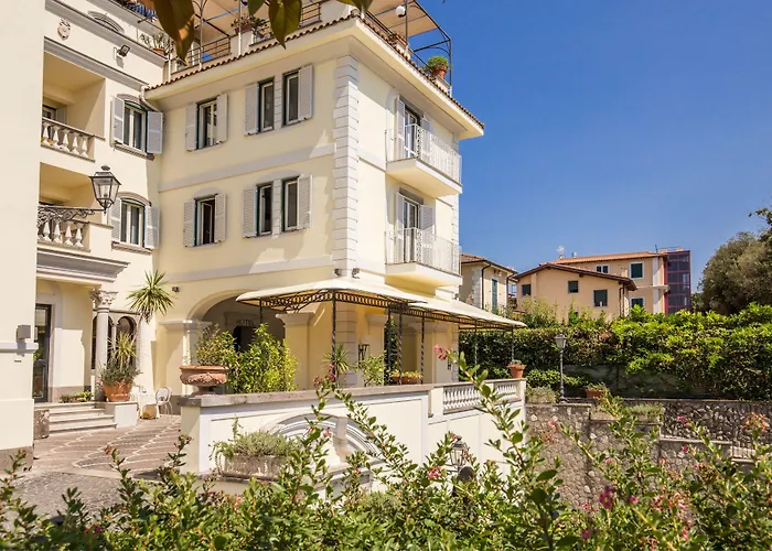 カステル ヴェッキオ 4* カステル・ガンドルフォ