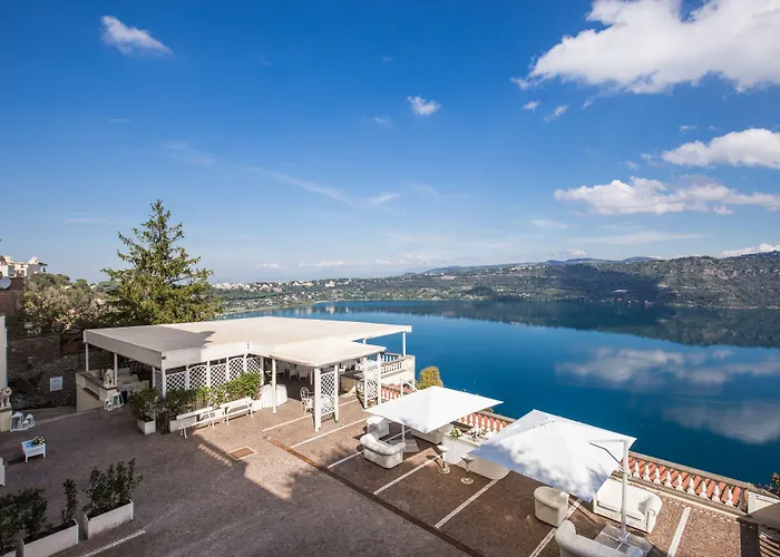 カステル ヴェッキオ ホテル