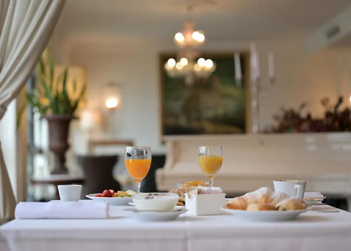 ホテル カステル ヴェッキオ カステル・ガンドルフォ