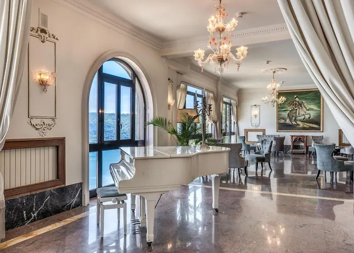 カステル ヴェッキオ