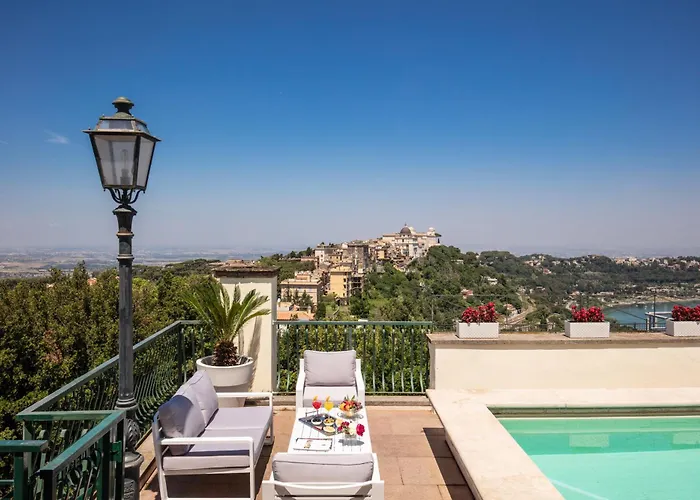 ホテル カステル ヴェッキオ カステル・ガンドルフォ